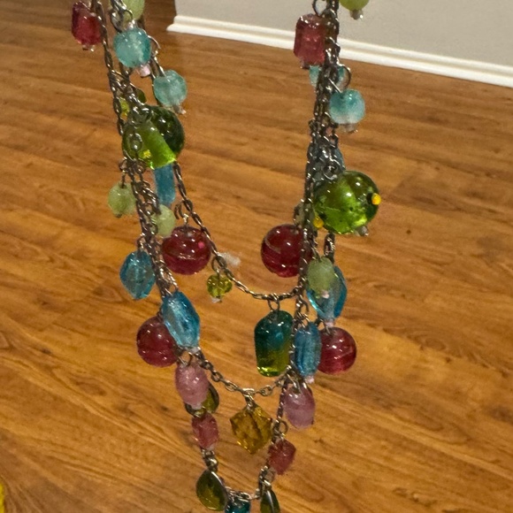 Beaded 3-tiered Necklace- Jewel-toned colors Costume Jewelry - Picture 1 of 3